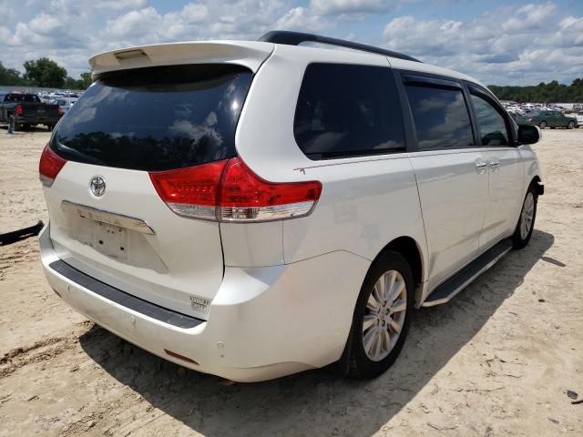 Photo 3 VIN: 5TDDK3DC6CS039291 - TOYOTA SIENNA XLE 