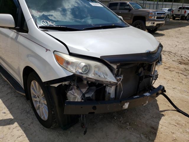 Photo 8 VIN: 5TDDK3DC6CS039291 - TOYOTA SIENNA XLE 