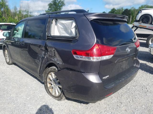 Photo 2 VIN: 5TDDK3DC6CS039744 - TOYOTA SIENNA XLE 