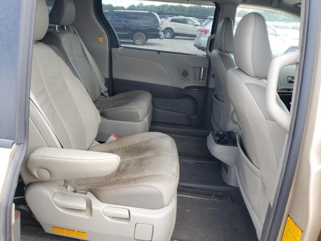 Photo 10 VIN: 5TDDK3DC6CS047097 - TOYOTA SIENNA XLE 