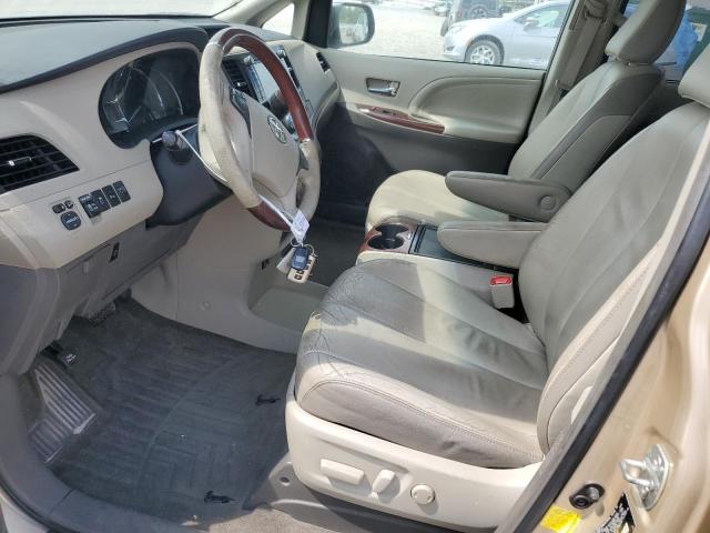 Photo 6 VIN: 5TDDK3DC6CS047097 - TOYOTA SIENNA XLE 