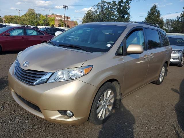 Photo 0 VIN: 5TDDK3DC6CS048525 - TOYOTA SIENNA XLE 