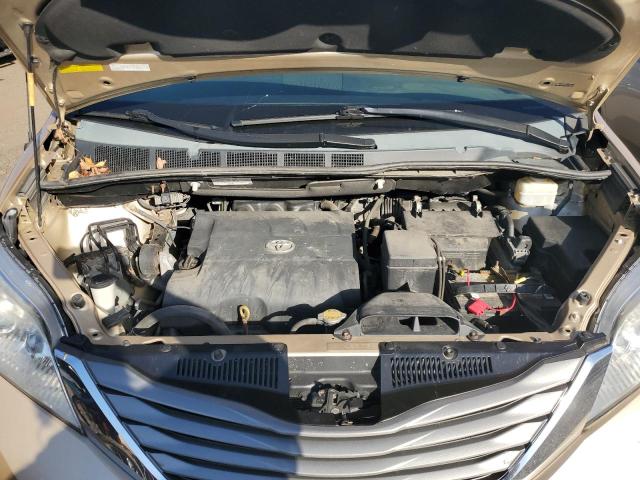 Photo 11 VIN: 5TDDK3DC6CS048525 - TOYOTA SIENNA XLE 