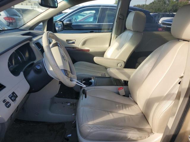 Photo 6 VIN: 5TDDK3DC6CS048525 - TOYOTA SIENNA XLE 