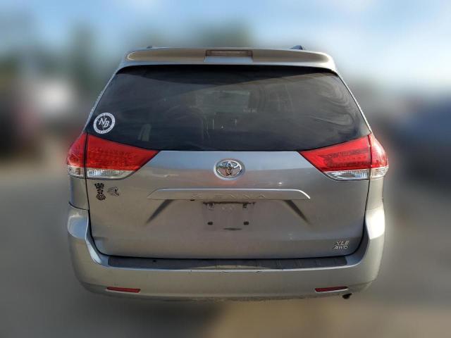 Photo 5 VIN: 5TDDK3DC6CS048640 - TOYOTA SIENNA XLE 