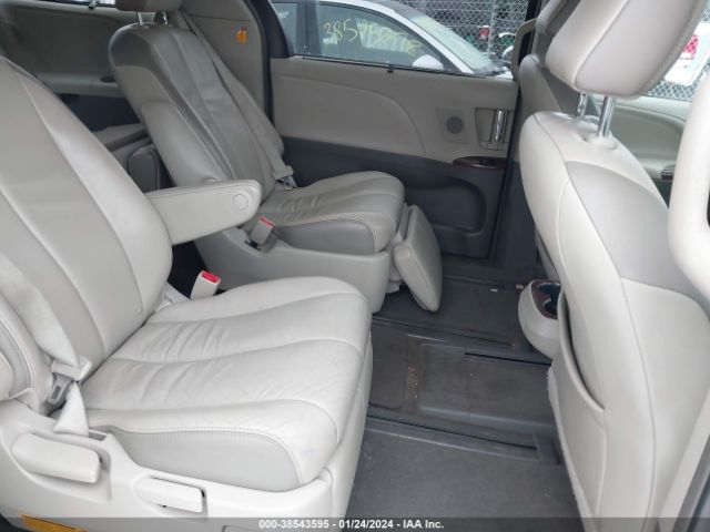 Photo 7 VIN: 5TDDK3DC6DS049529 - TOYOTA SIENNA 