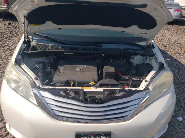 Photo 11 VIN: 5TDDK3DC6DS051071 - TOYOTA SIENNA XLE 