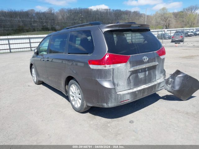 Photo 2 VIN: 5TDDK3DC6DS051121 - TOYOTA SIENNA 