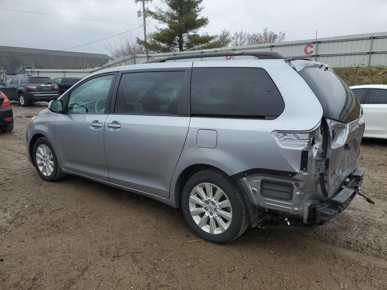 Photo 1 VIN: 5TDDK3DC6DS051653 - TOYOTA SIENNA 