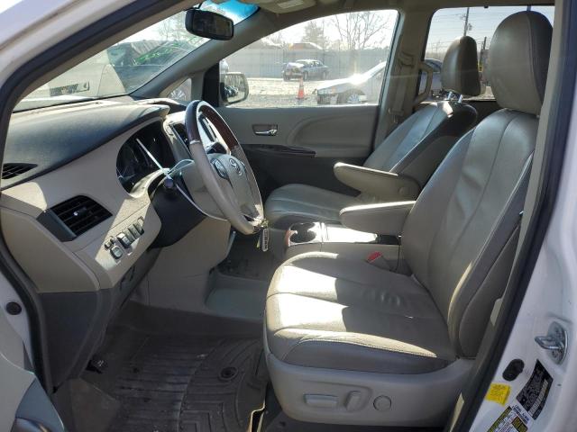 Photo 6 VIN: 5TDDK3DC6DS052348 - TOYOTA SIENNA XLE 