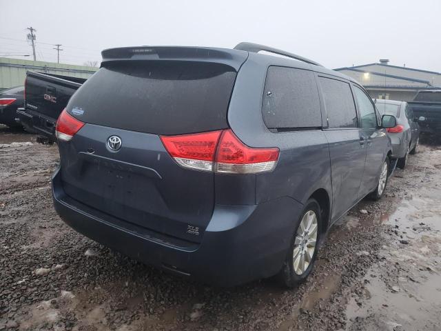 Photo 2 VIN: 5TDDK3DC6DS056397 - TOYOTA SIENNA XLE 