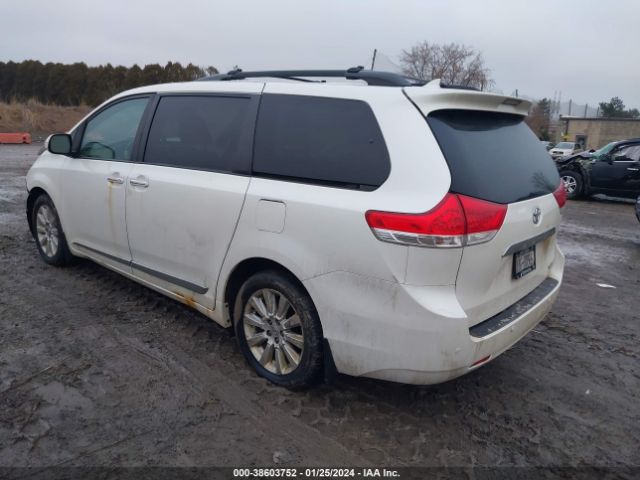 Photo 2 VIN: 5TDDK3DC6DS058814 - TOYOTA SIENNA 