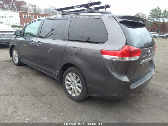 Photo 2 VIN: 5TDDK3DC6DS062538 - TOYOTA SIENNA 