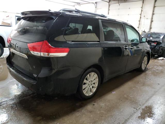 Photo 2 VIN: 5TDDK3DC6DS062698 - TOYOTA SIENNA XLE 