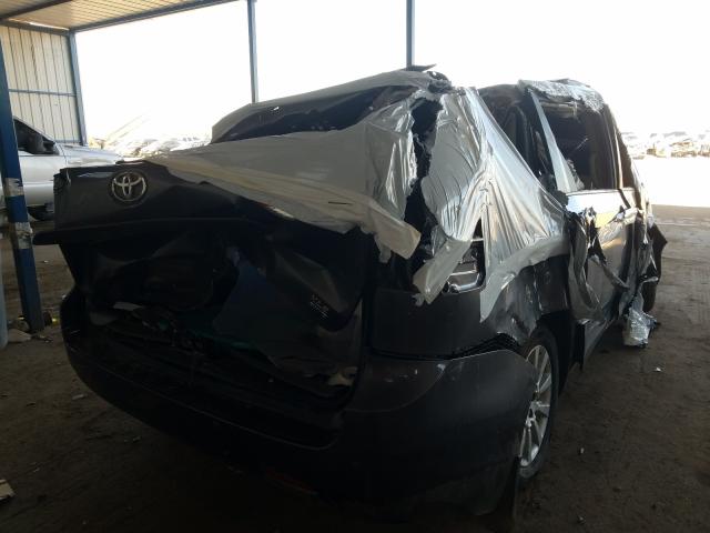 Photo 3 VIN: 5TDDK3DC6ES078353 - TOYOTA SIENNA XLE 