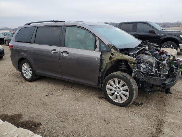 Photo 3 VIN: 5TDDK3DC6FS110381 - TOYOTA SIENNA XLE 