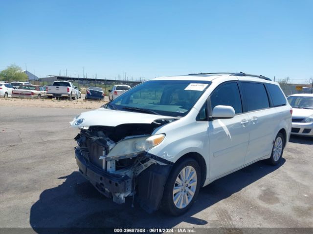 Photo 1 VIN: 5TDDK3DC6FS113667 - TOYOTA SIENNA 