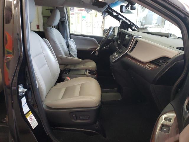 Photo 4 VIN: 5TDDK3DC6GS130874 - TOYOTA SIENNA XLE 