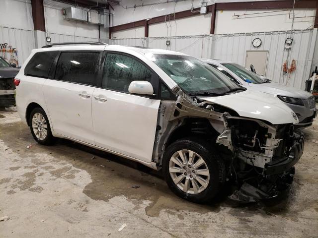 Photo 3 VIN: 5TDDK3DC6GS135847 - TOYOTA SIENNA XLE 