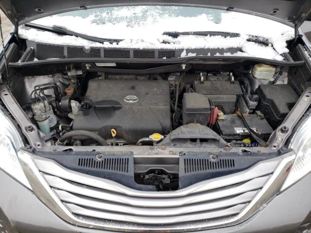 Photo 10 VIN: 5TDDK3DC6GS139512 - TOYOTA SIENNA XLE 