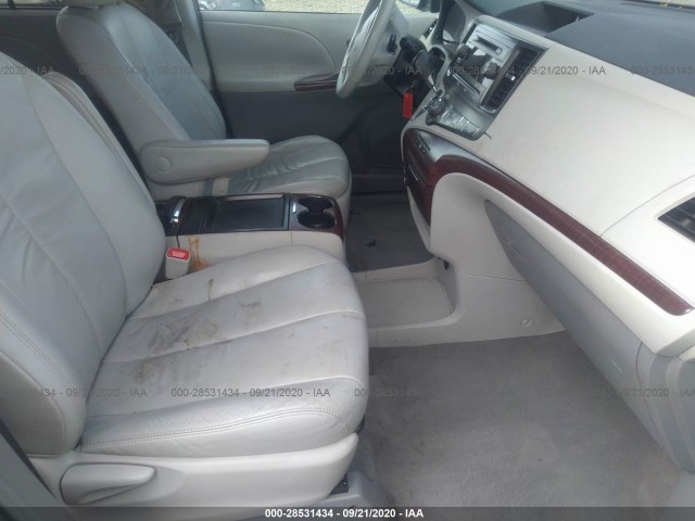 Photo 4 VIN: 5TDDK3DC7BS005911 - TOYOTA SIENNA 