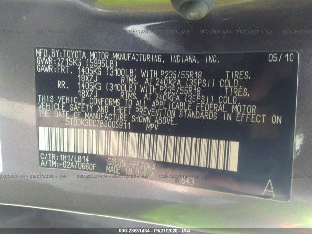 Photo 8 VIN: 5TDDK3DC7BS005911 - TOYOTA SIENNA 