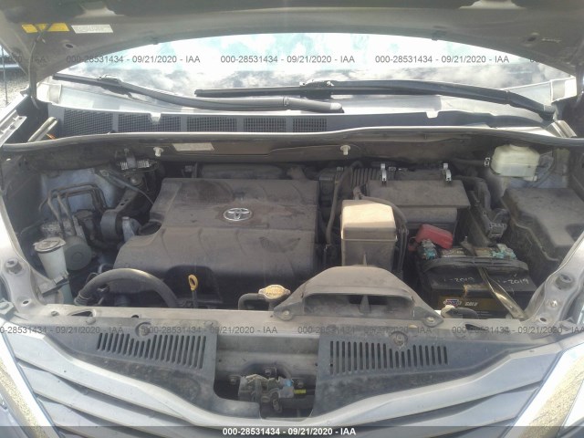 Photo 9 VIN: 5TDDK3DC7BS005911 - TOYOTA SIENNA 