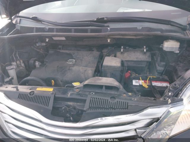 Photo 9 VIN: 5TDDK3DC7BS015791 - TOYOTA SIENNA 