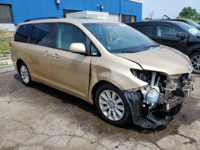 Photo 3 VIN: 5TDDK3DC7BS017296 - TOYOTA SIENNA XLE 