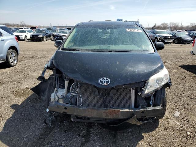 Photo 4 VIN: 5TDDK3DC7BS019078 - TOYOTA SIENNA XLE 