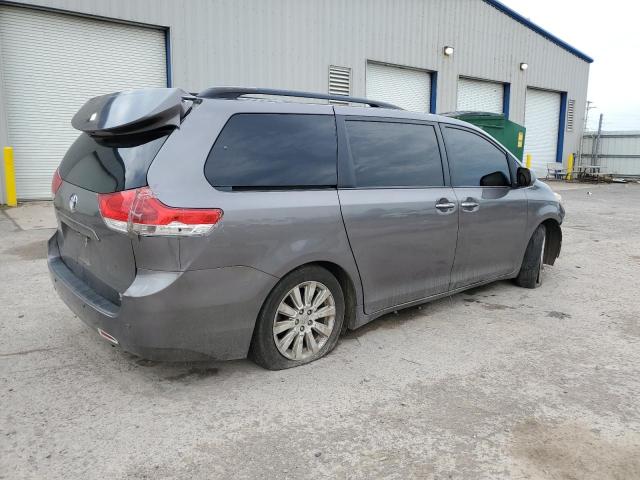 Photo 2 VIN: 5TDDK3DC7BS019663 - TOYOTA SIENNA XLE 