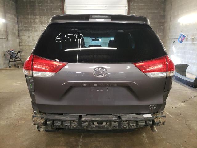 Photo 5 VIN: 5TDDK3DC7BS021011 - TOYOTA SIENNA XLE 