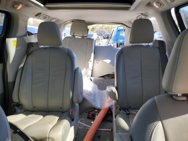 Photo 9 VIN: 5TDDK3DC7CS037730 - TOYOTA SIENNA XLE 