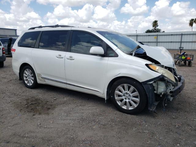 Photo 3 VIN: 5TDDK3DC7CS038604 - TOYOTA SIENNA XLE 