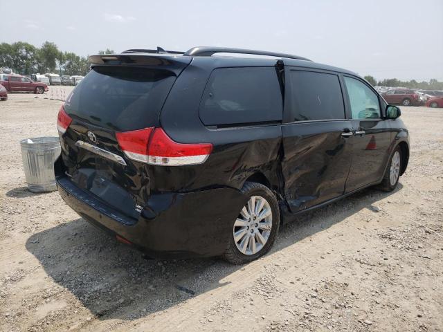 Photo 2 VIN: 5TDDK3DC7CS044368 - TOYOTA SIENNA XLE 