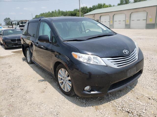 Photo 3 VIN: 5TDDK3DC7CS044368 - TOYOTA SIENNA XLE 