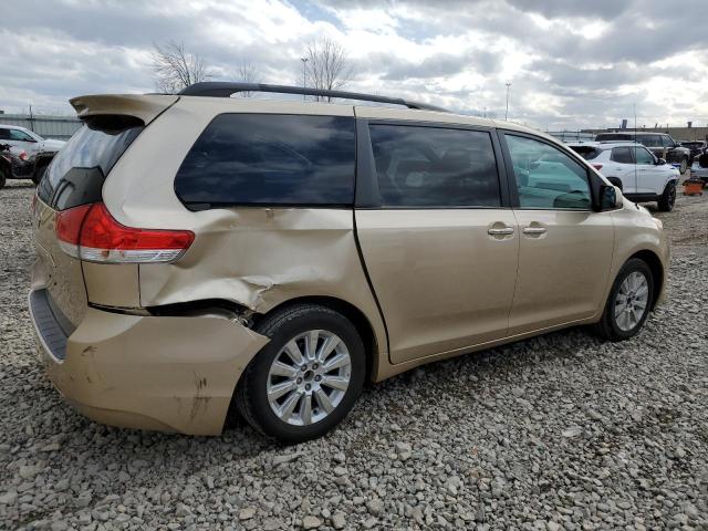 Photo 2 VIN: 5TDDK3DC7CS048937 - TOYOTA SIENNA XLE 