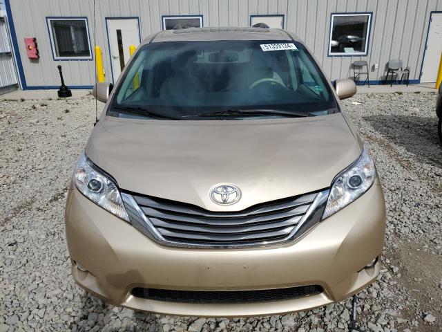 Photo 4 VIN: 5TDDK3DC7CS048937 - TOYOTA SIENNA XLE 