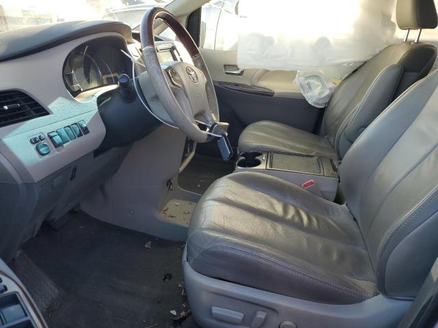 Photo 6 VIN: 5TDDK3DC7DS057736 - TOYOTA SIENNA XLE 