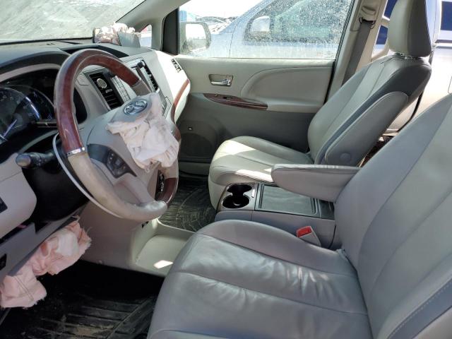 Photo 6 VIN: 5TDDK3DC7DS066808 - TOYOTA SIENNA XLE 