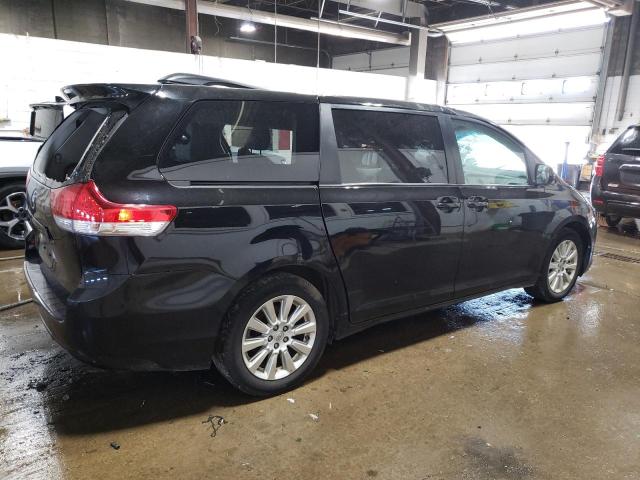 Photo 2 VIN: 5TDDK3DC7ES073064 - TOYOTA SIENNA XLE 