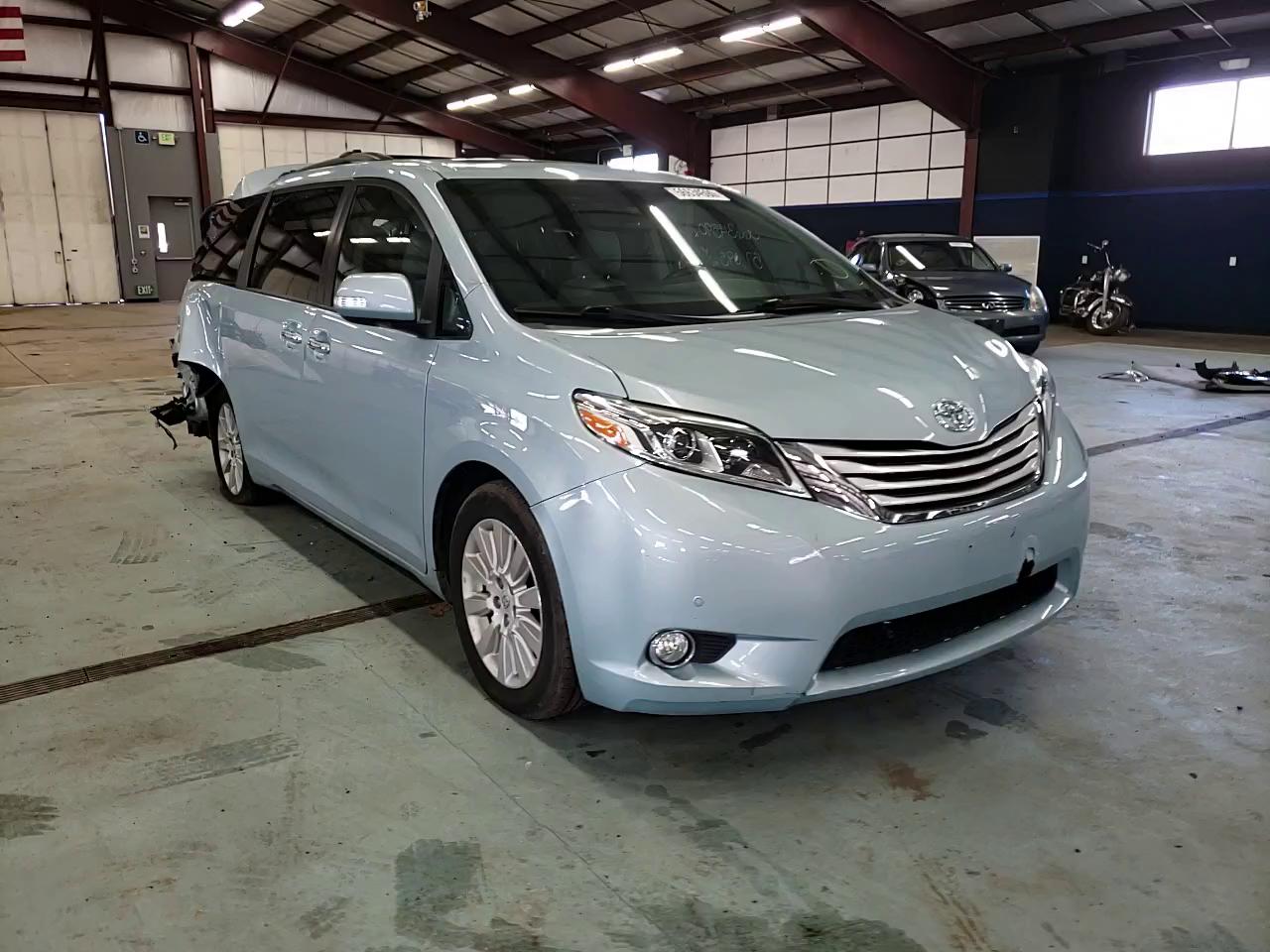 Photo 10 VIN: 5TDDK3DC7FS094644 - TOYOTA SIENNA XLE 