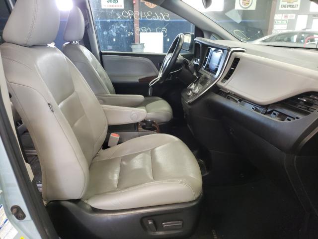 Photo 4 VIN: 5TDDK3DC7FS094644 - TOYOTA SIENNA XLE 