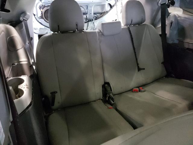 Photo 8 VIN: 5TDDK3DC7FS094644 - TOYOTA SIENNA XLE 