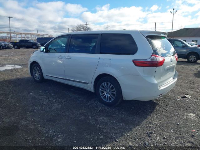 Photo 2 VIN: 5TDDK3DC7FS096507 - TOYOTA SIENNA 