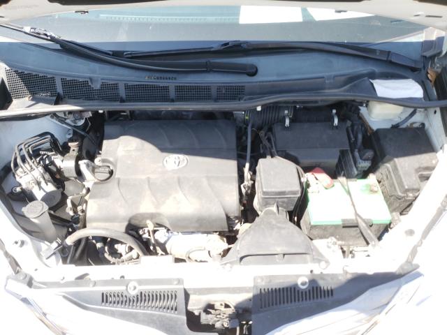 Photo 6 VIN: 5TDDK3DC7FS100006 - TOYOTA SIENNA XLE 