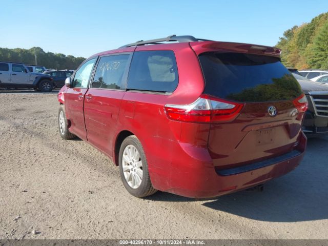 Photo 2 VIN: 5TDDK3DC7FS128386 - TOYOTA SIENNA 