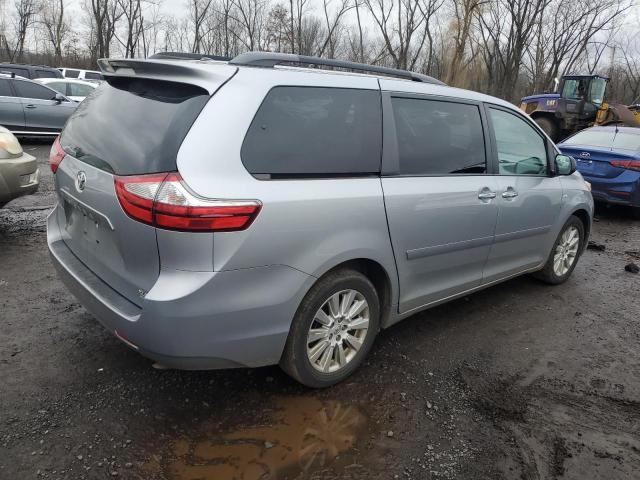 Photo 2 VIN: 5TDDK3DC7GS143679 - TOYOTA SIENNA XLE 