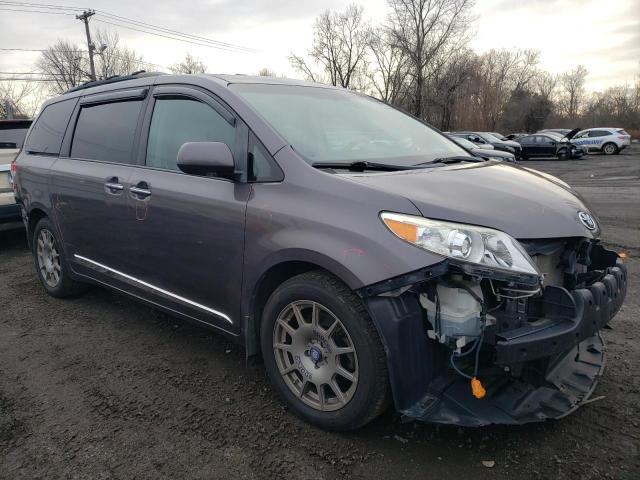 Photo 3 VIN: 5TDDK3DC8BS003519 - TOYOTA SIENNA XLE 