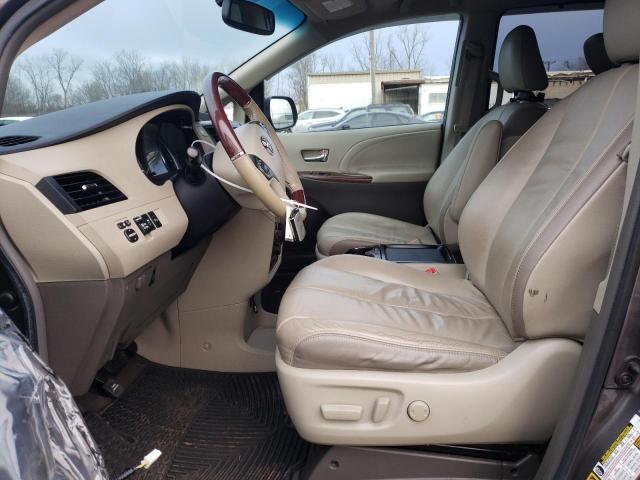 Photo 6 VIN: 5TDDK3DC8BS003519 - TOYOTA SIENNA XLE 